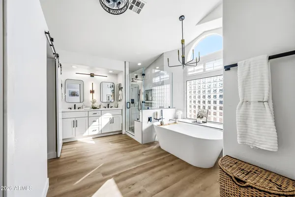 $1,175,000 | 815 East Desert Trumpet Road, Phoenix, AZ 85048