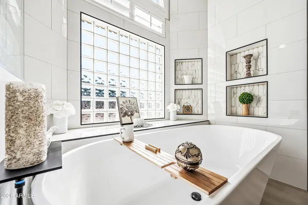 $1,175,000 | 815 East Desert Trumpet Road, Phoenix, AZ 85048