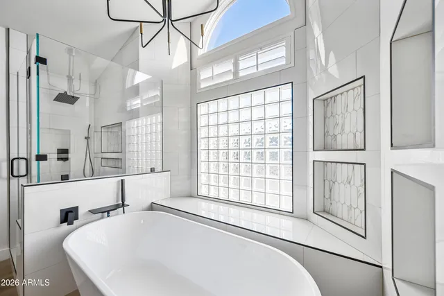 $1,295,000 | 815 East Desert Trumpet Road, Phoenix, AZ 85048