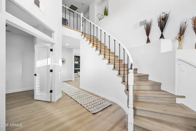 $1,295,000 | 815 East Desert Trumpet Road, Phoenix, AZ 85048