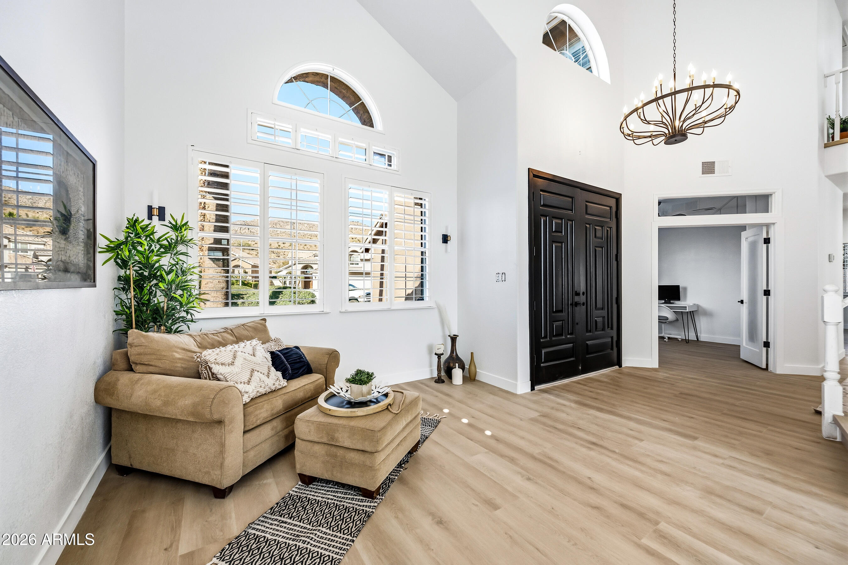 815 East Desert Trumpet Road Phoenix, AZ 85048 - Photo 8 of 57 Front Living Room