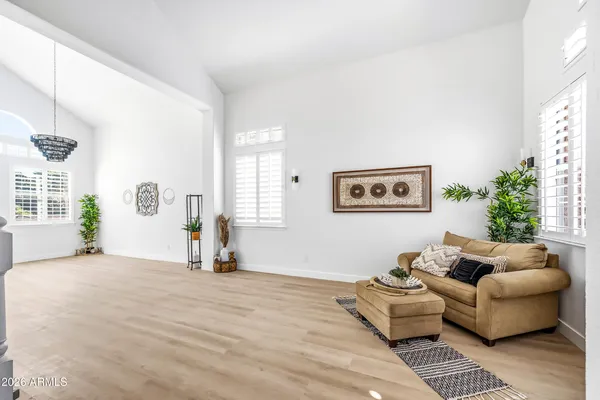 $1,175,000 | 815 East Desert Trumpet Road, Phoenix, AZ 85048