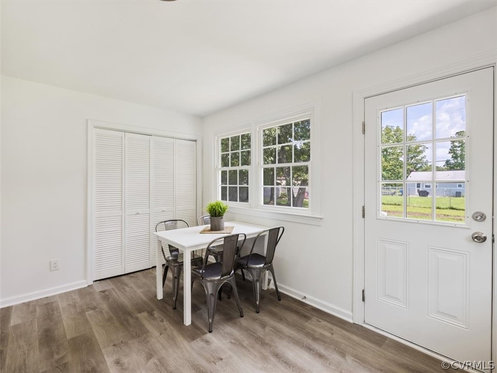 15531 Saddlebrook Road Chesterfield, VA 23838 - Photo 9 of 15 a view of a dining room with furniture and window