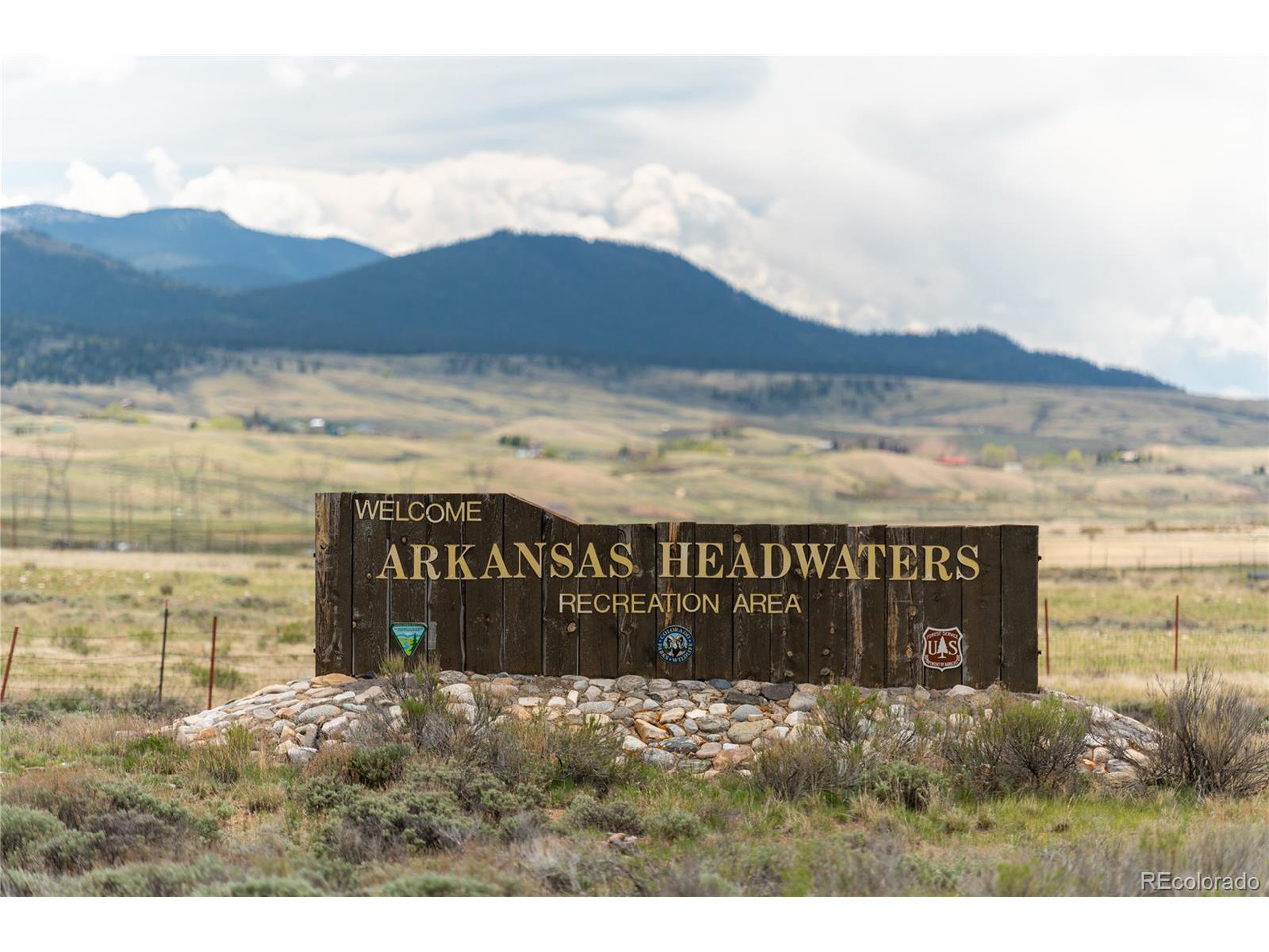 5347 Monitor Leadville, CO 80461 - Photo 34 of 37 a view of terrace with sky view