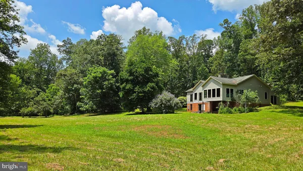 $795,000 | 7296 Burke Lane, Warrenton, VA 20186