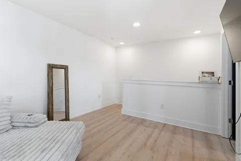$2,100 | 102 Duke Street, Unit 44, Nashville, TN 37207