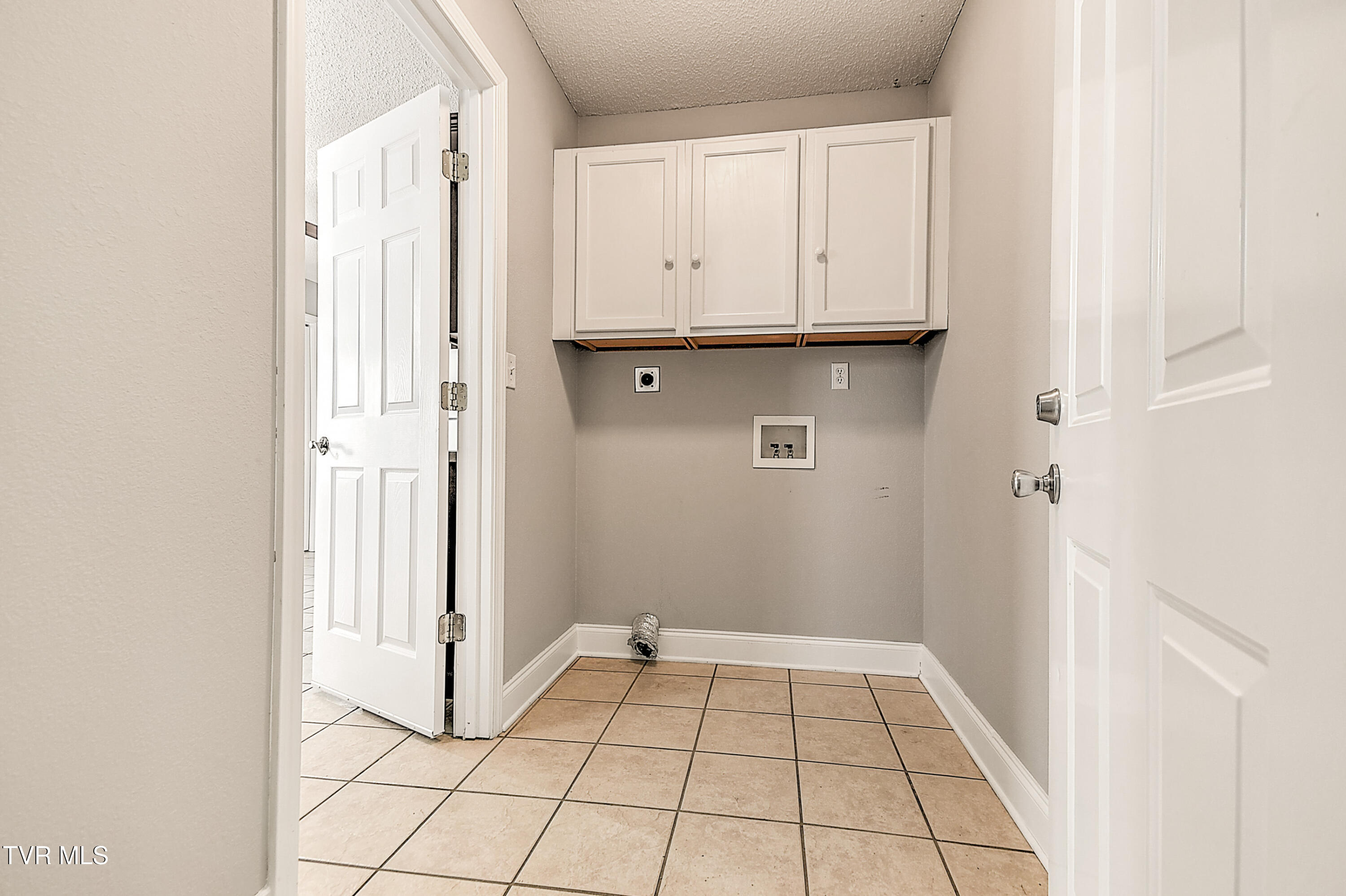 673 Sugar Hollow Road Telford, TN 37690 - Photo 21 of 39 673 Sugar Hollow BK-24