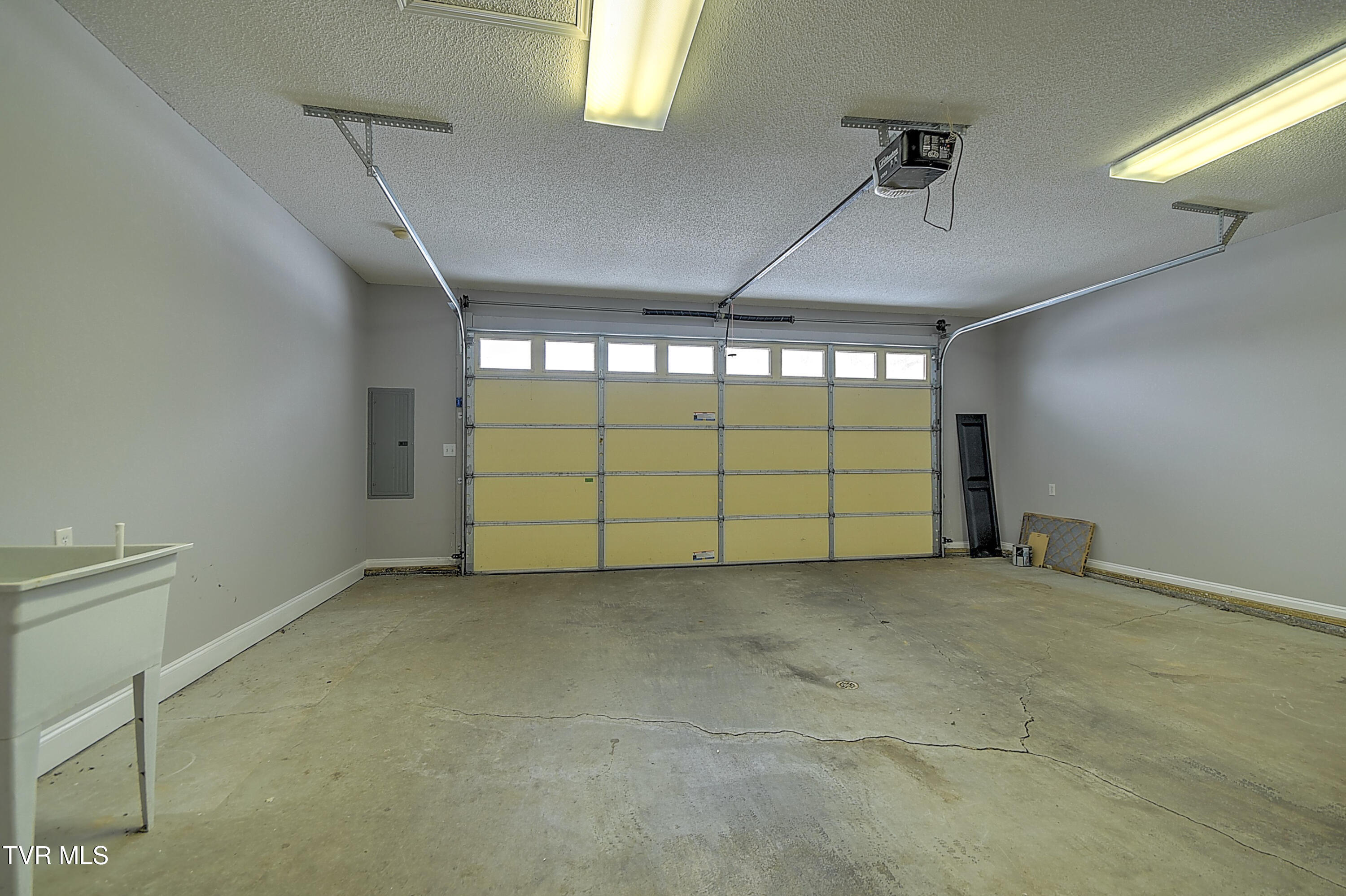 673 Sugar Hollow Road Telford, TN 37690 - Photo 22 of 39 673 Sugar Hollow BK-33