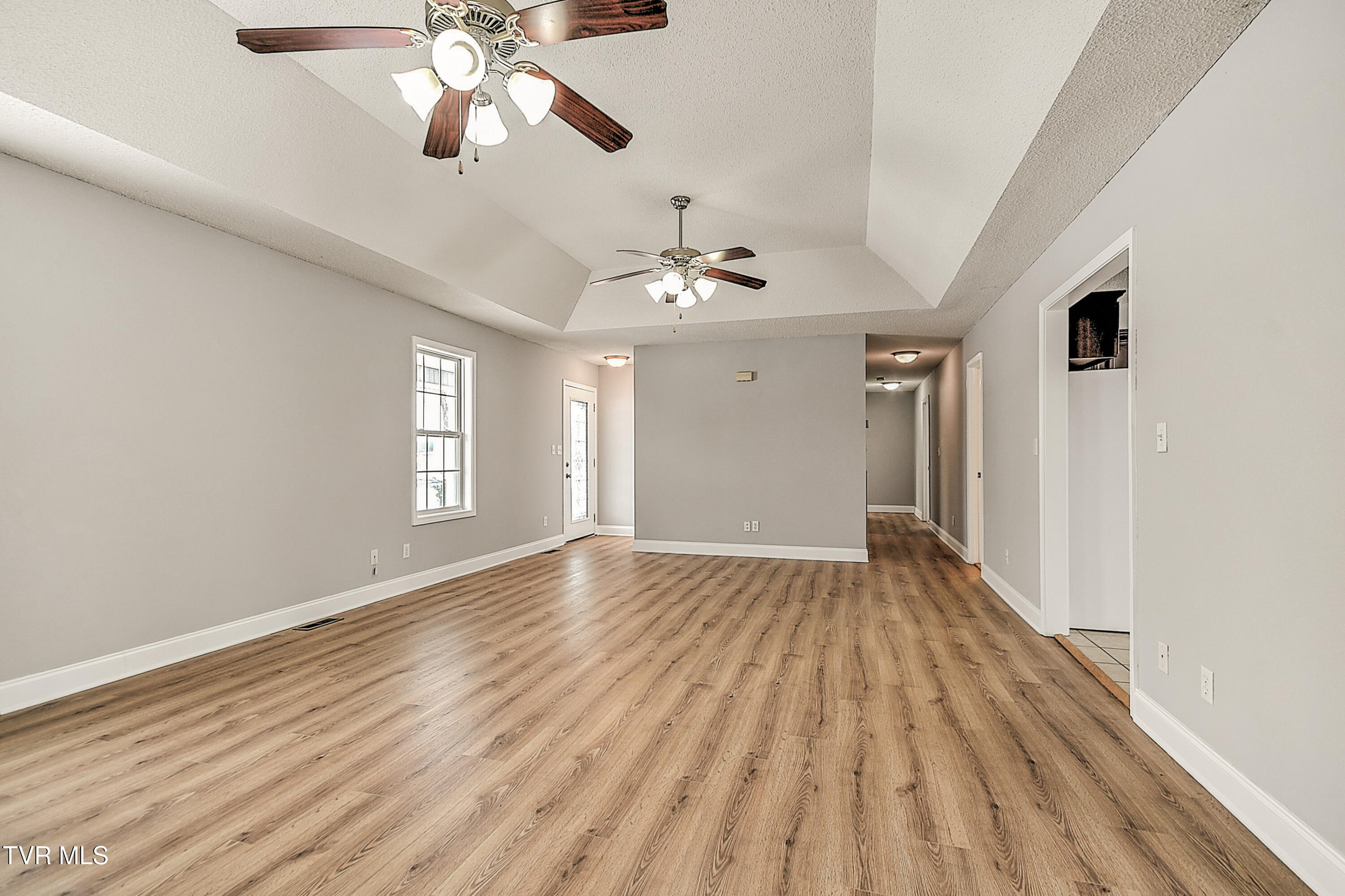 673 Sugar Hollow Road Telford, TN 37690 - Photo 7 of 39 673 Sugar Hollow BK-28