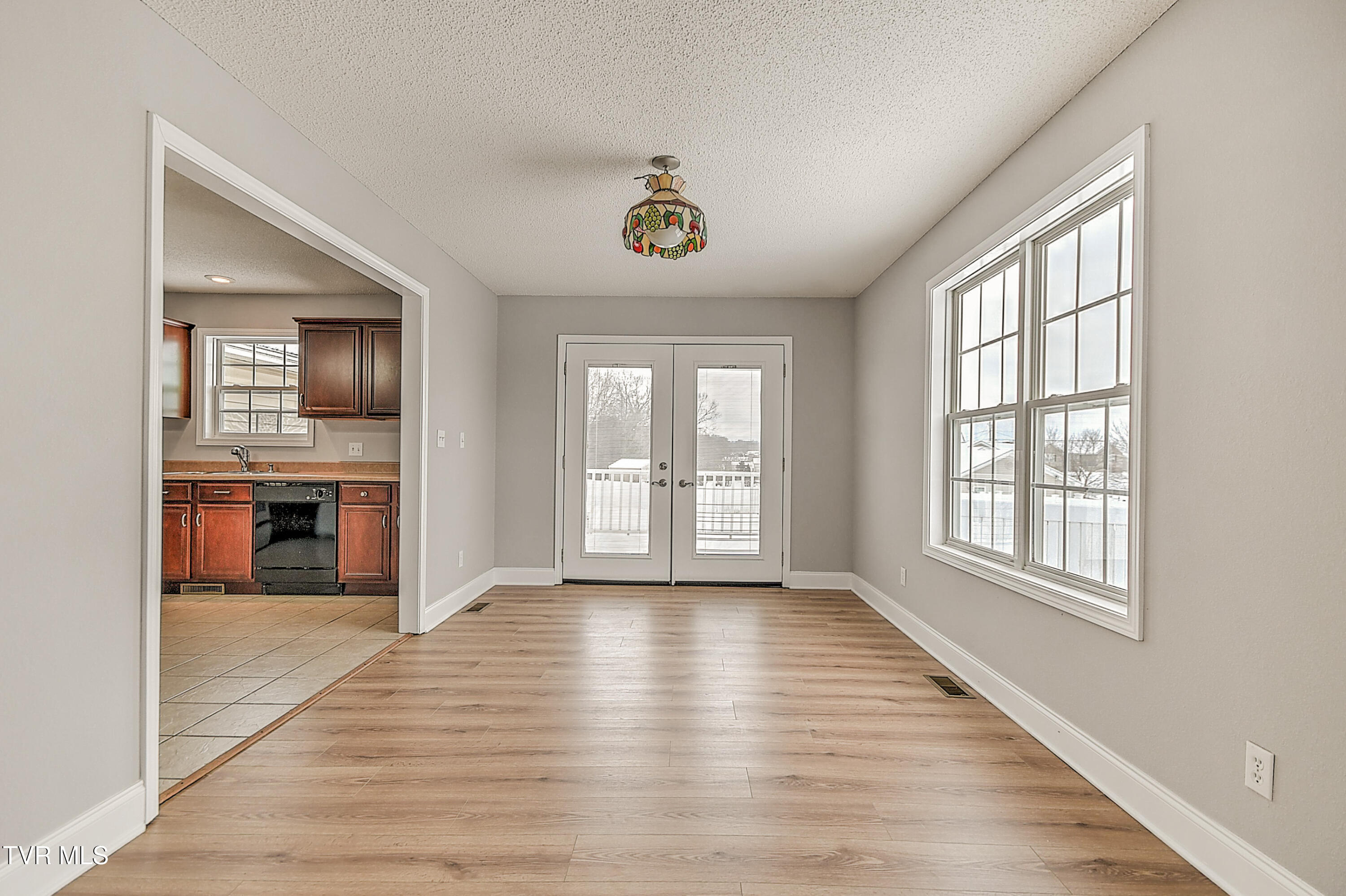 673 Sugar Hollow Road Telford, TN 37690 - Photo 9 of 39 673 Sugar Hollow BK-25