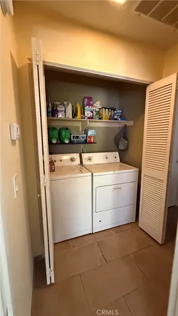 $2,500 | 37042 Vista Leon, Palmdale, CA 93550