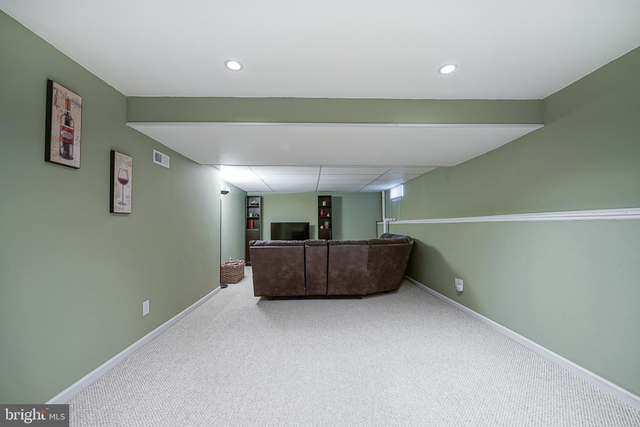 22 Lexington Park Road Sicklerville, NJ 08081 - Photo 26 of 31 Gallery Image 26