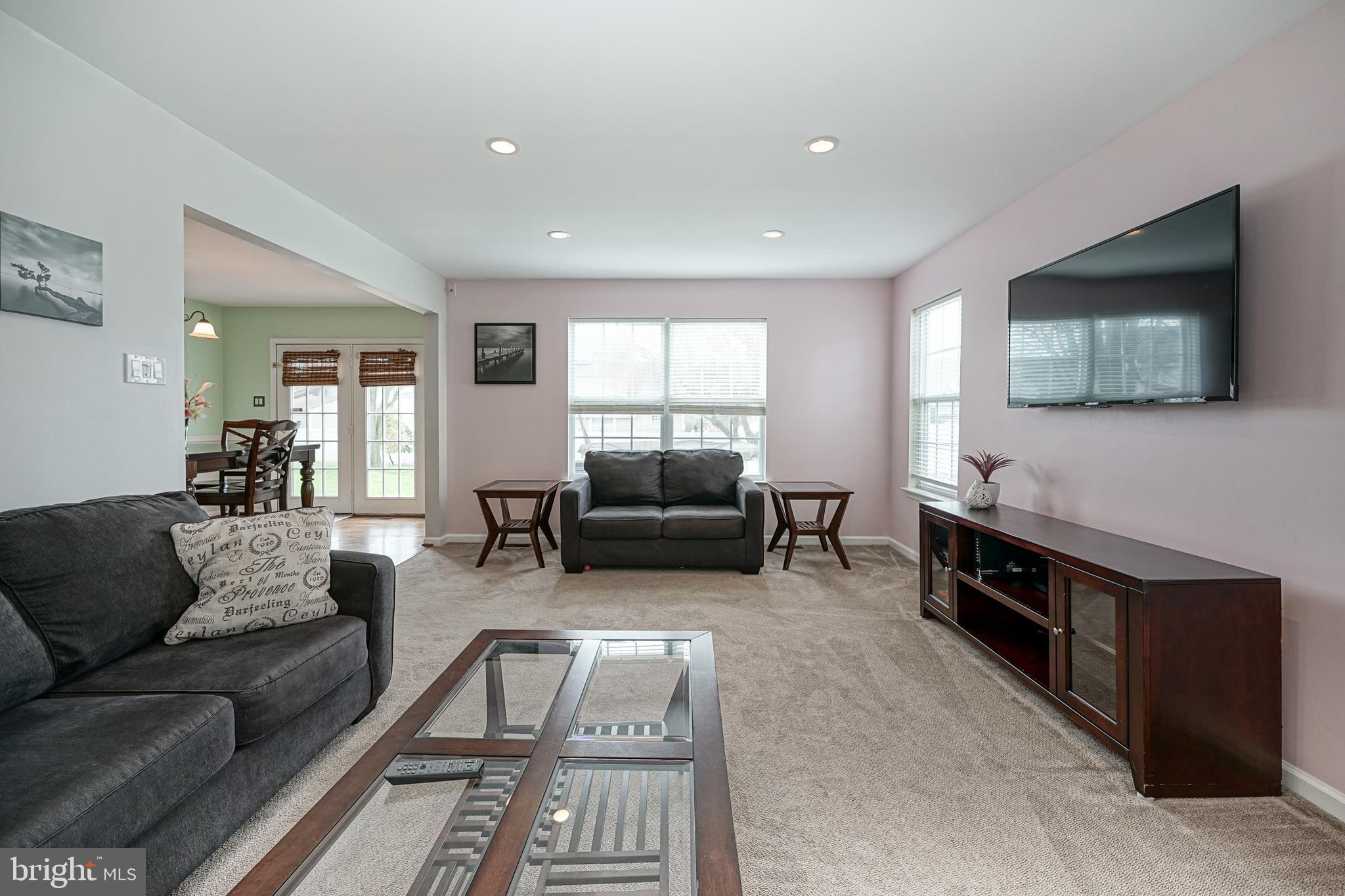 22 Lexington Park Road Sicklerville, NJ 08081 - Photo 9 of 31 Gallery Image 9