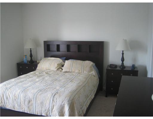 23 Fanshaw A, Unit 23 Boca Raton, FL 33434 - Photo 4 of 18 Master Bedroom