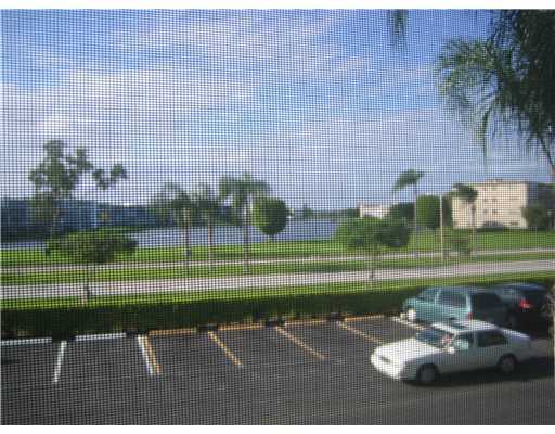 23 Fanshaw A, Unit 23 Boca Raton, FL 33434 - Photo 5 of 18 View From Patio