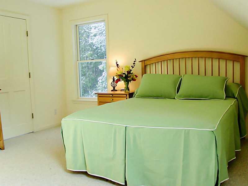 1422 Harpswell Islands Road Harpswell, ME 04066 - Photo 8 of 19 Bedroom.