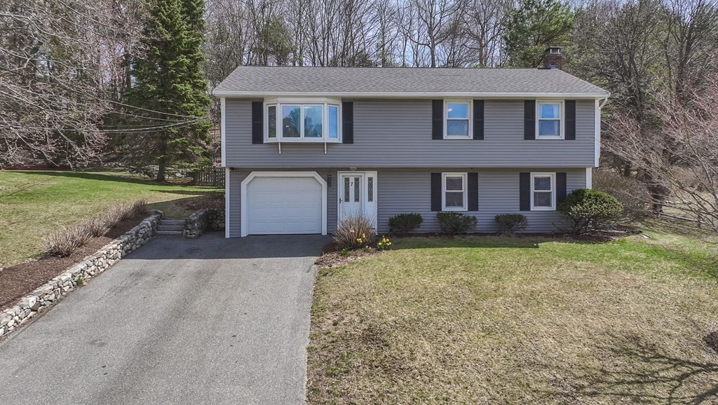 7 Briarwood Road Woburn, MA 01801 - Photo 1 of 20