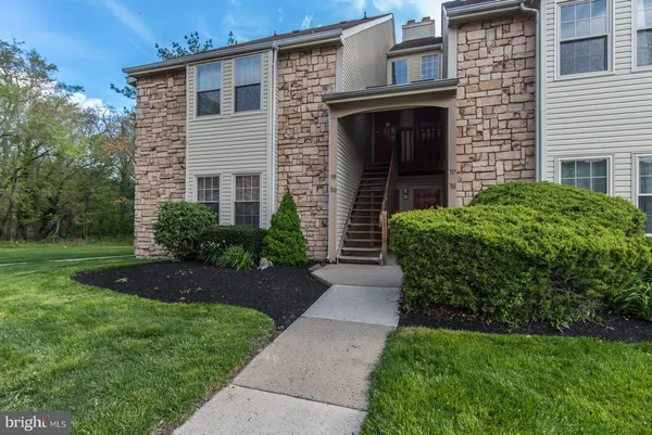 $324,900 | 320 Tavistock, Cherry Hill, NJ 08034
