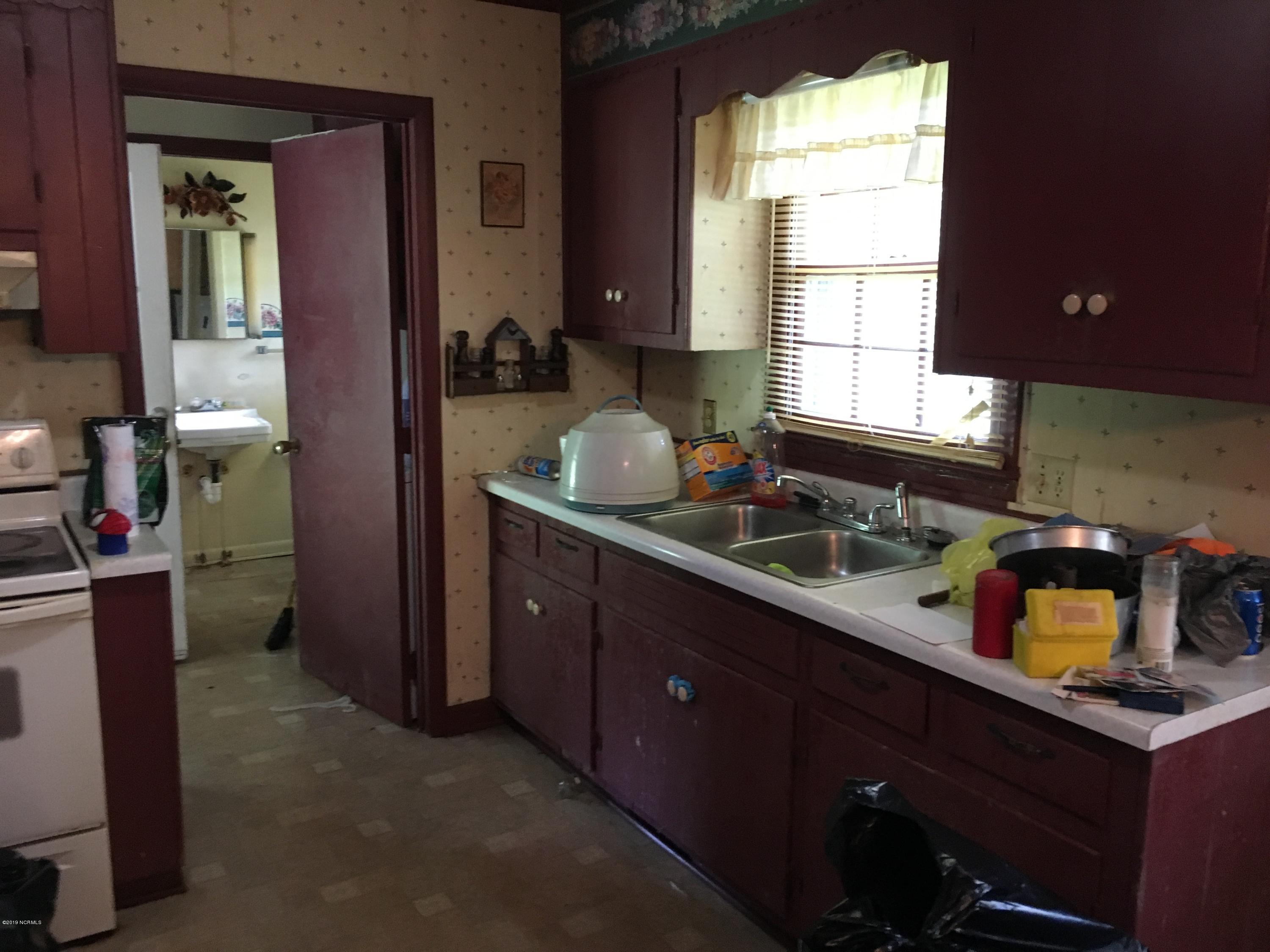 11570 Keener Road Faison, NC 28341 - Photo 5 of 13 IMG_8786