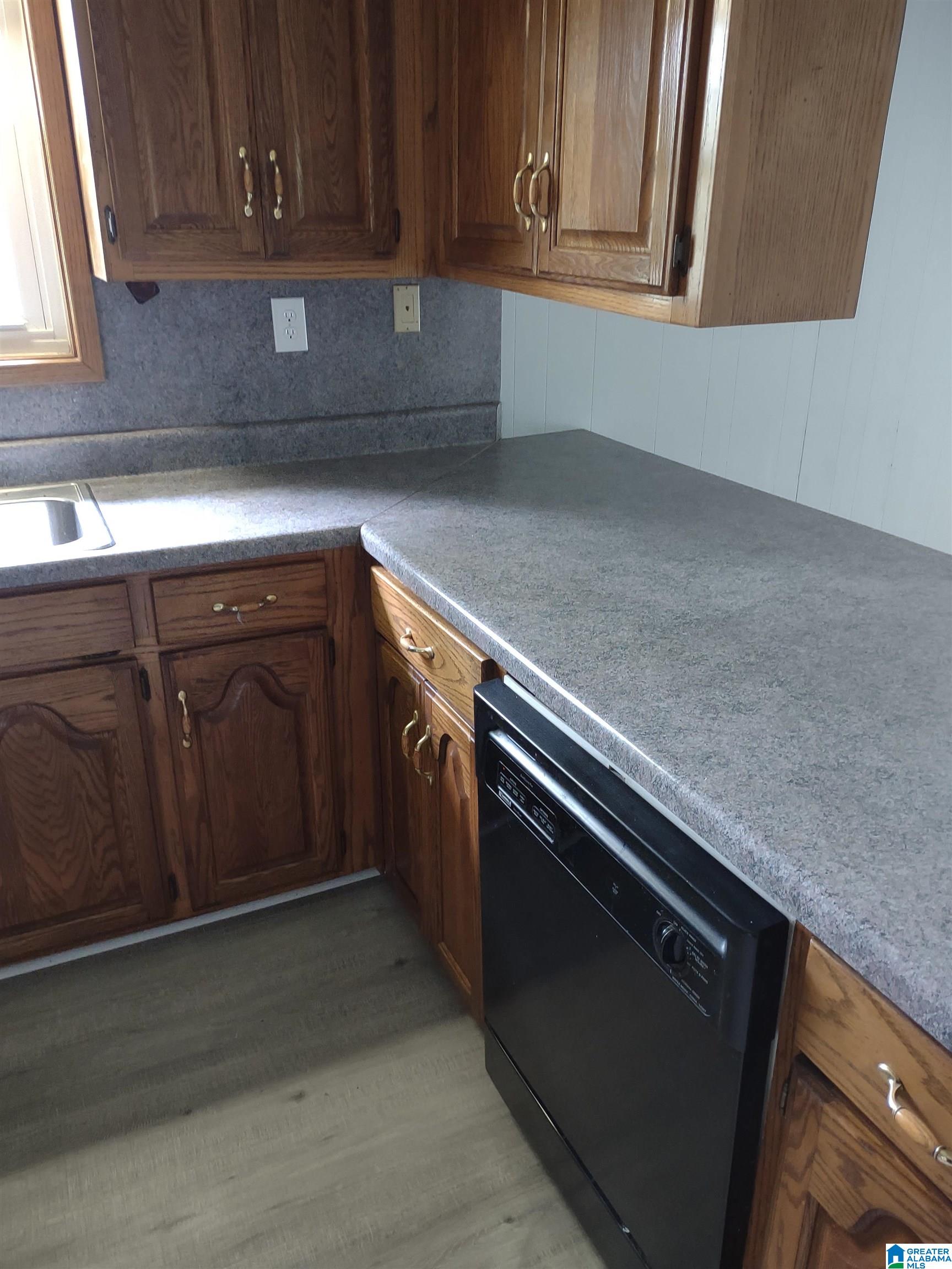 200 Monsanto Road Anniston, AL 36201 - Photo 3 of 48