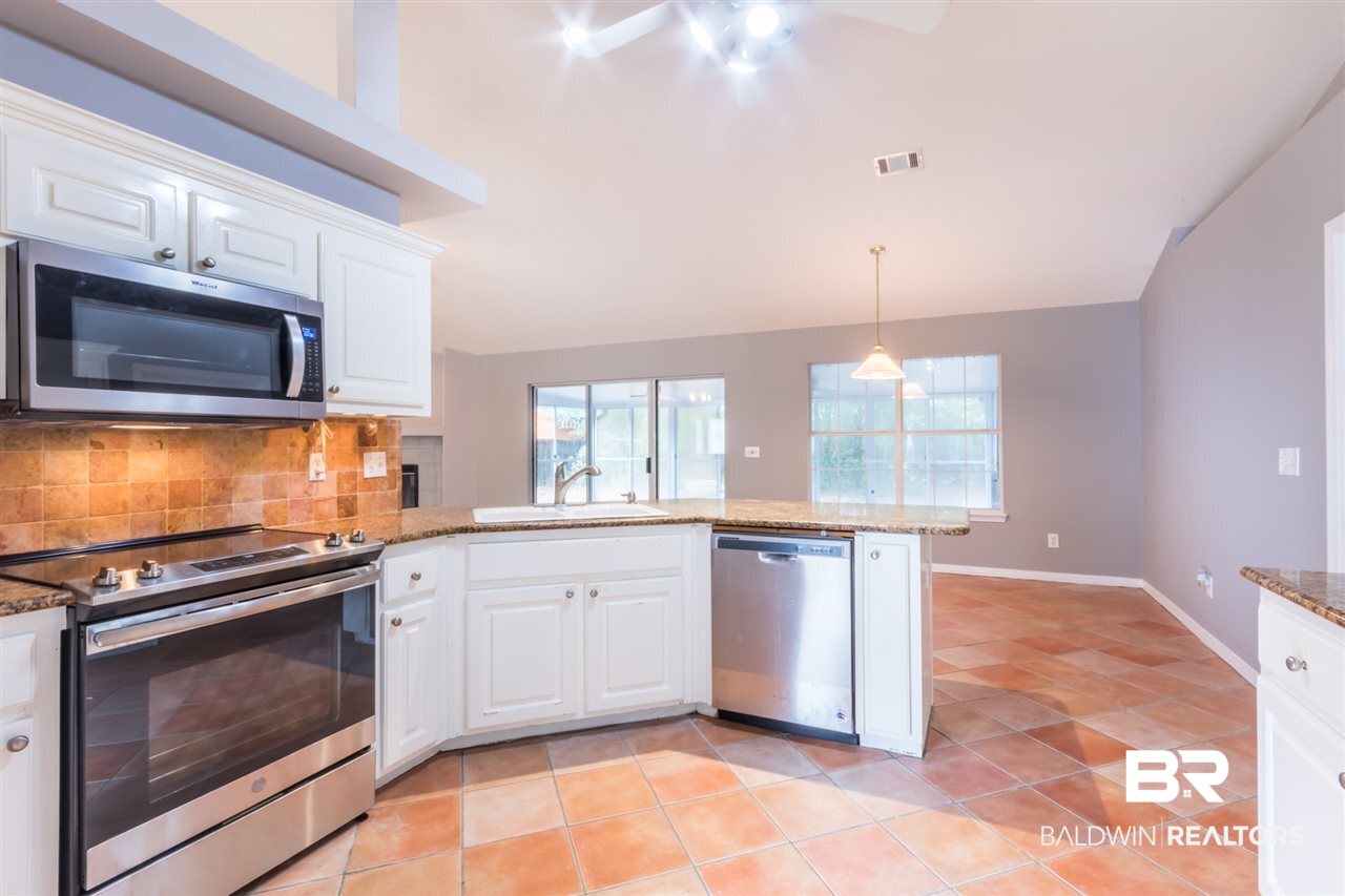 10705 Magnolia Lane Lillian, AL 36549 - Photo 7 of 29