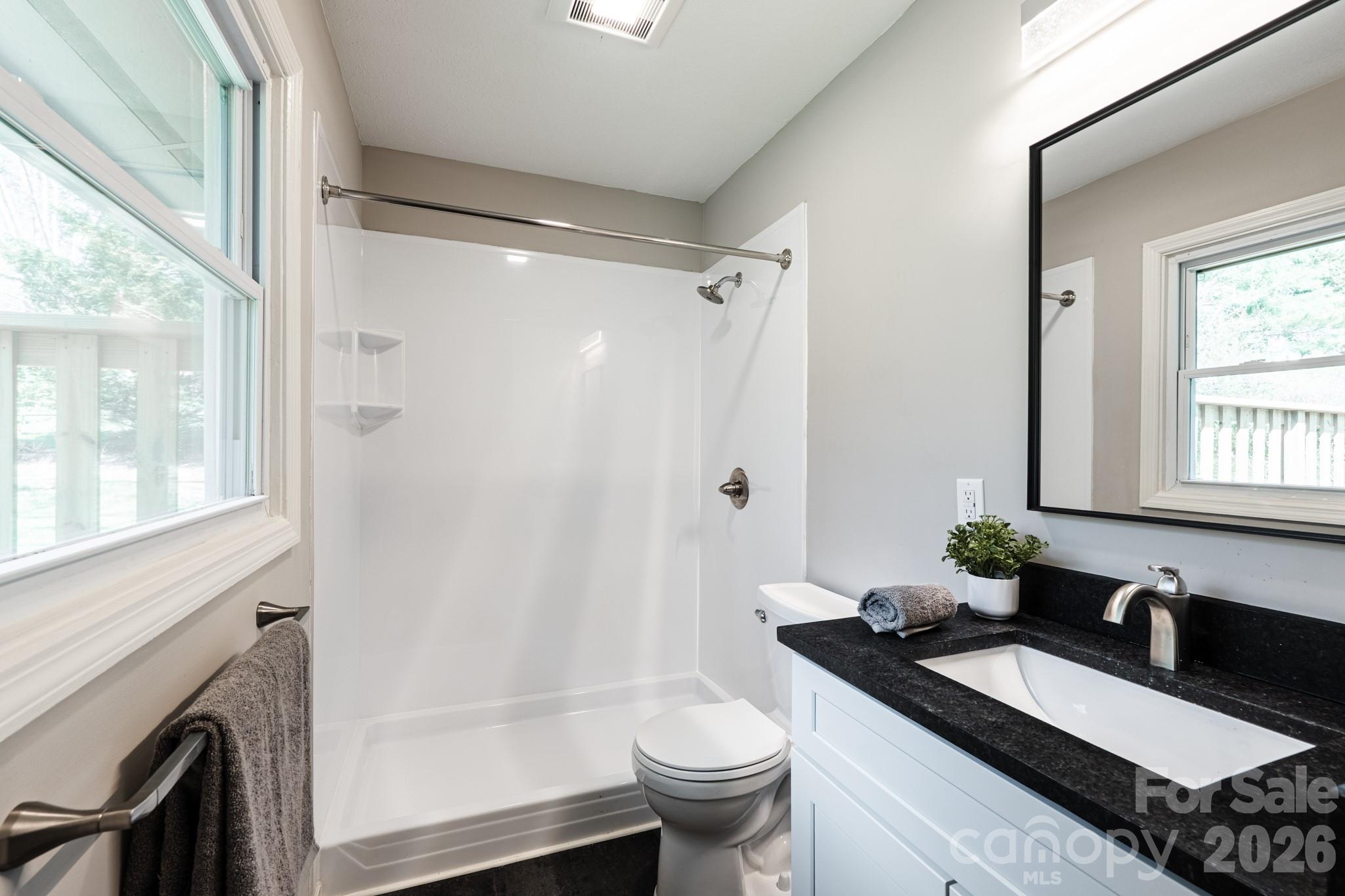 8 Hillview Road Asheville, NC 28805 - Photo 41 of 42 Gallery Image 41