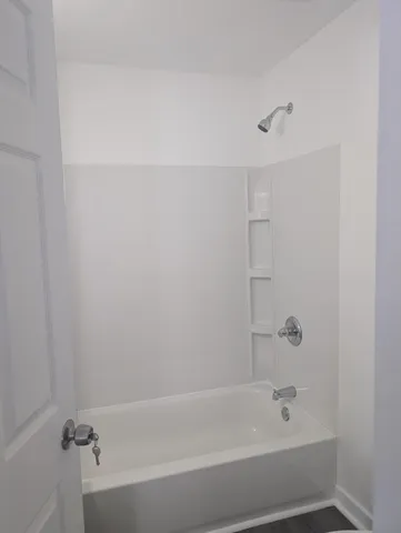 $1,700 | 302 East 48th Street, Unit 1, Minneapolis, MN 55419