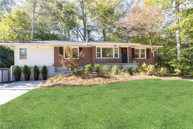 $579,000 | 3364 Dunn Street Southeast, Smyrna, GA 30080