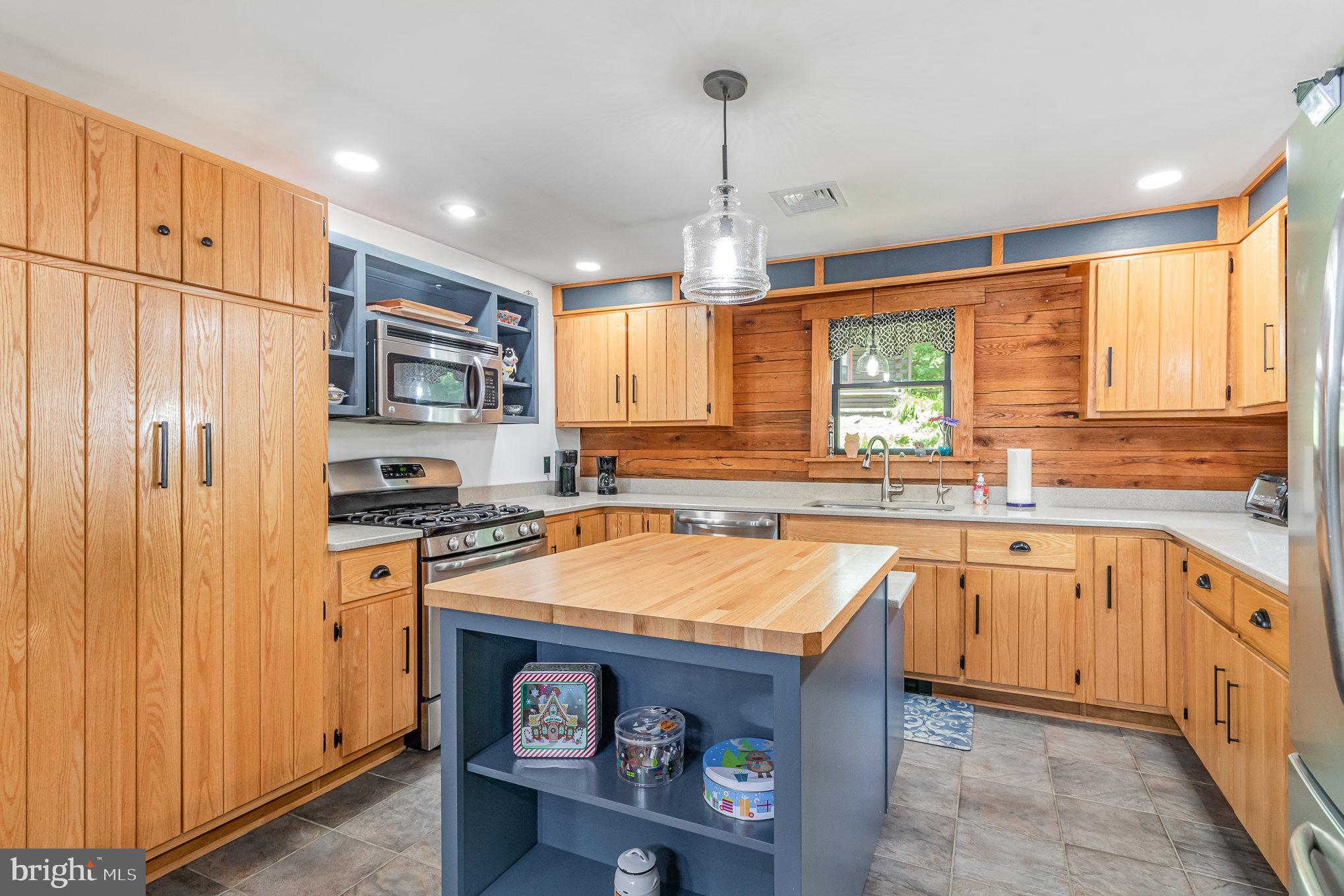 3380 Armstrong Valley Road Halifax, PA 17032 - Photo 10 of 37