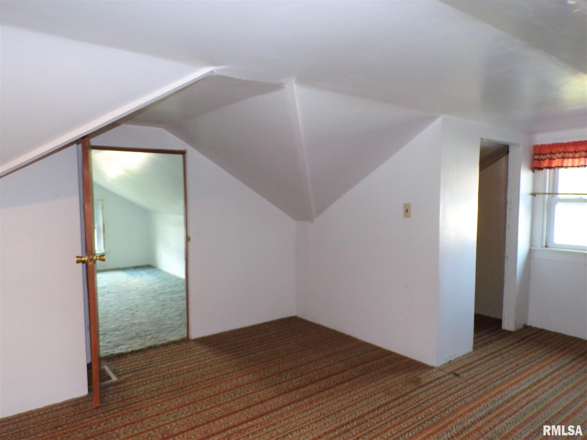 107 South Pilot Street Oneida, IL 61467 - Photo 29 of 34 Gallery Image 29