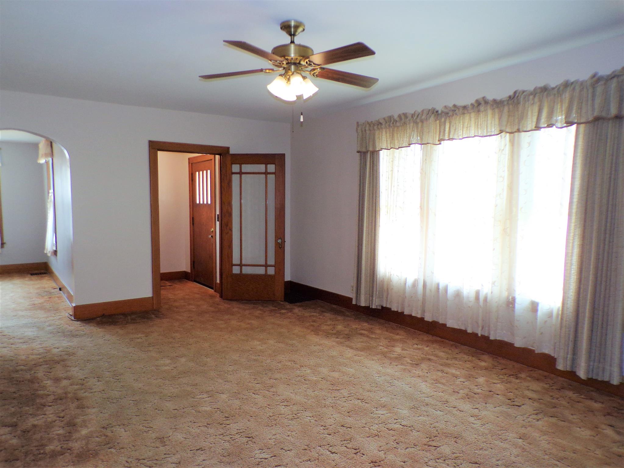 107 South Pilot Street Oneida, IL 61467 - Photo 10 of 34 Gallery Image 10
