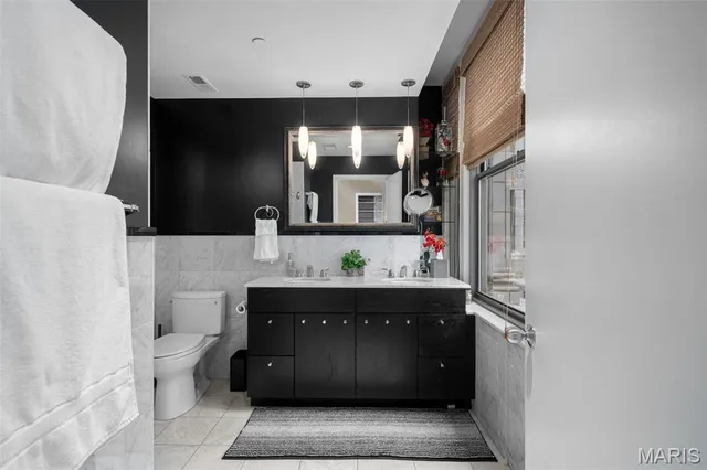 $229,900 | 314 North Broadway, Unit 1703, St. Louis, MO 63102