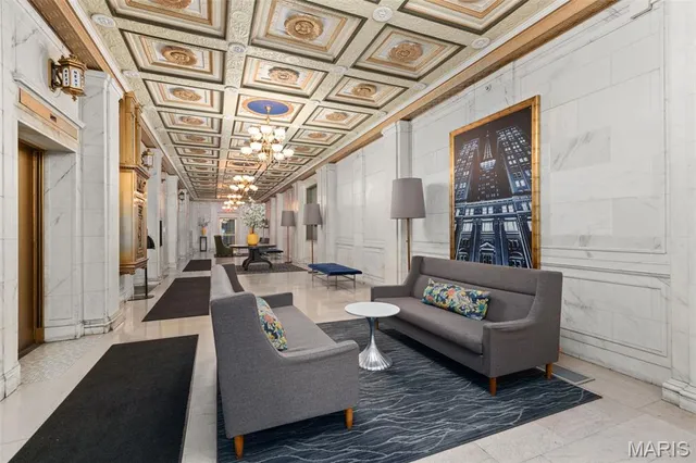 $229,900 | 314 North Broadway, Unit 1703, St. Louis, MO 63102