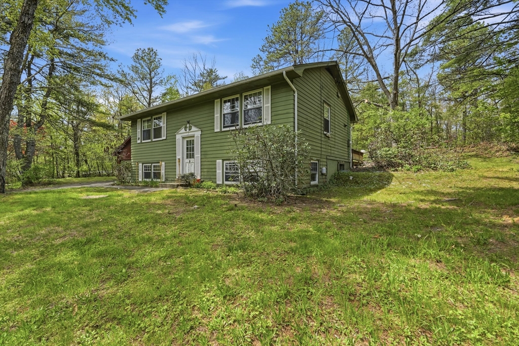 390 State Street Amherst, MA 01002 - Photo 4 of 36