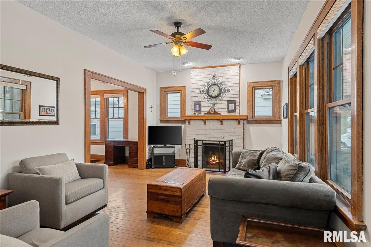 1418 South Douglas Avenue Springfield, IL 62704 - Photo 8 of 36