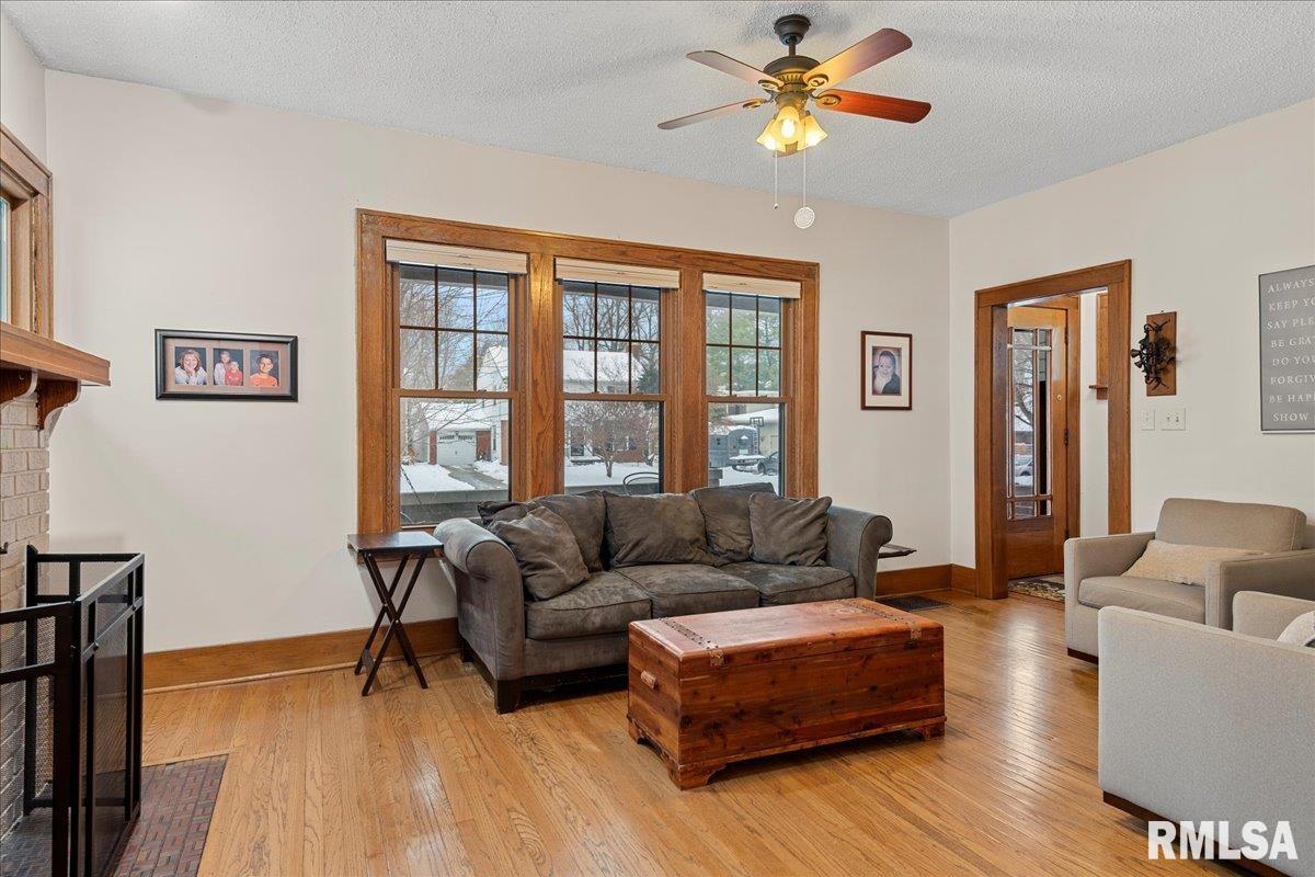 1418 South Douglas Avenue Springfield, IL 62704 - Photo 10 of 36