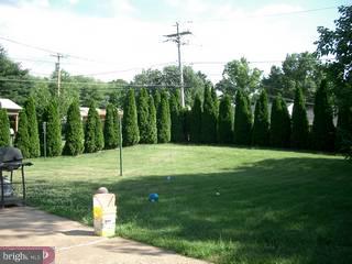 208 Oaktree Road East Norriton, PA 19401 - Photo 2 of 2 Gallery Image 2