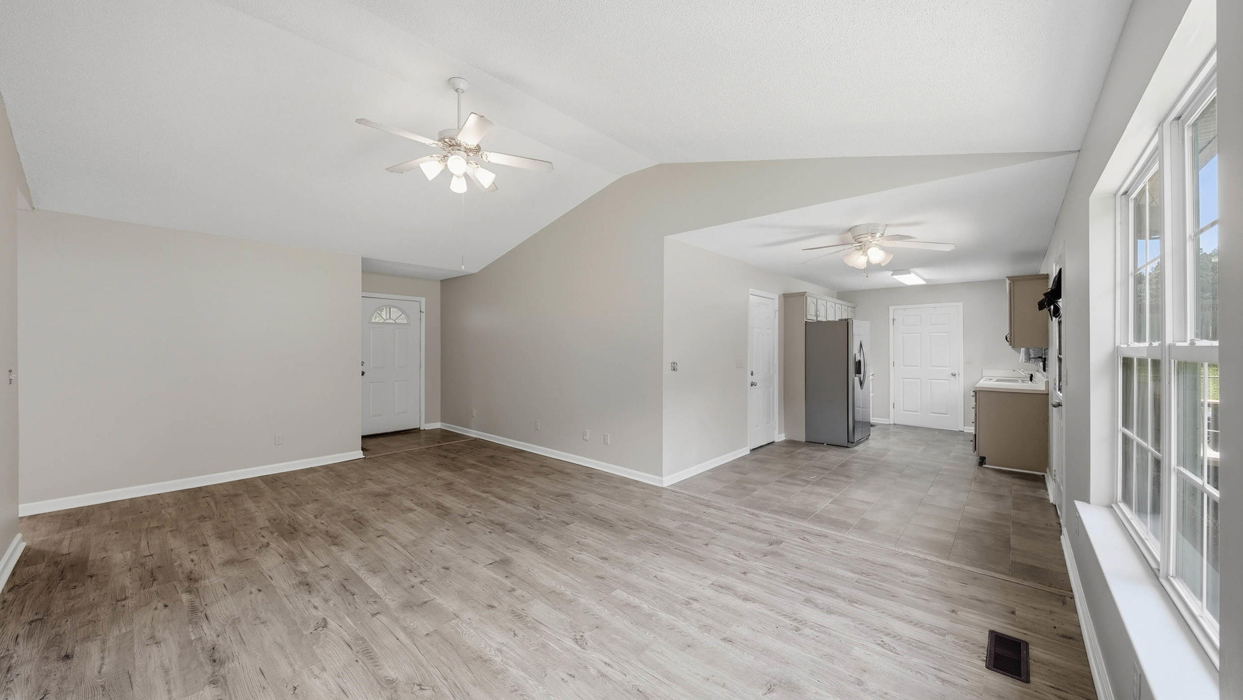 186 Rodeo Drive Rock Spring, GA 30739 - Photo 6 of 28 186 rodeo dr-8