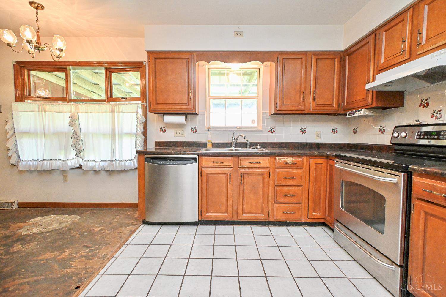 466 Stephens Road Maineville, OH 45039 - Photo 4 of 58