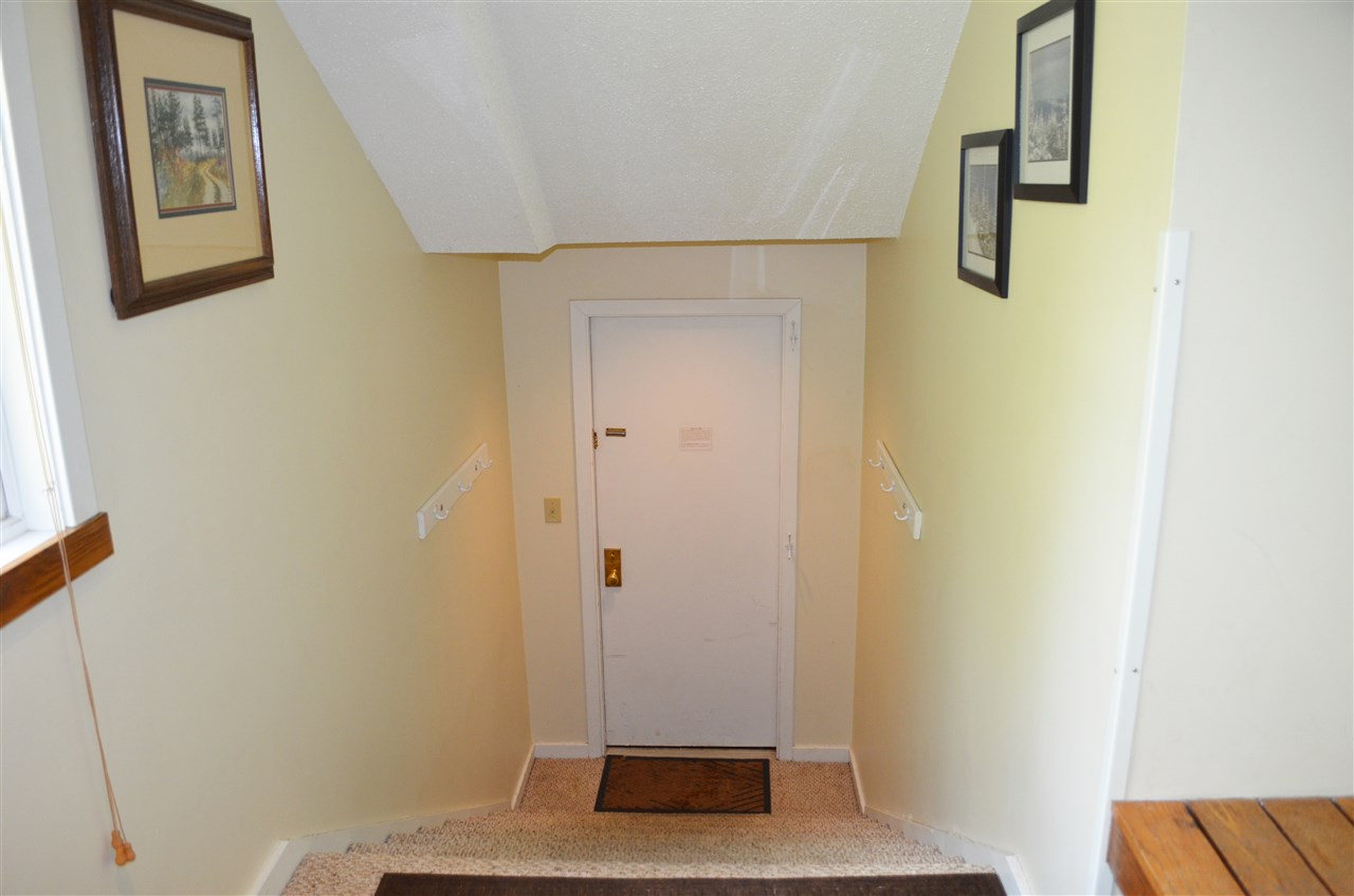109 Okemo Ridge Road, Unit C210 Ludlow, VT 05149 - Photo 4 of 35 Gallery Image 4