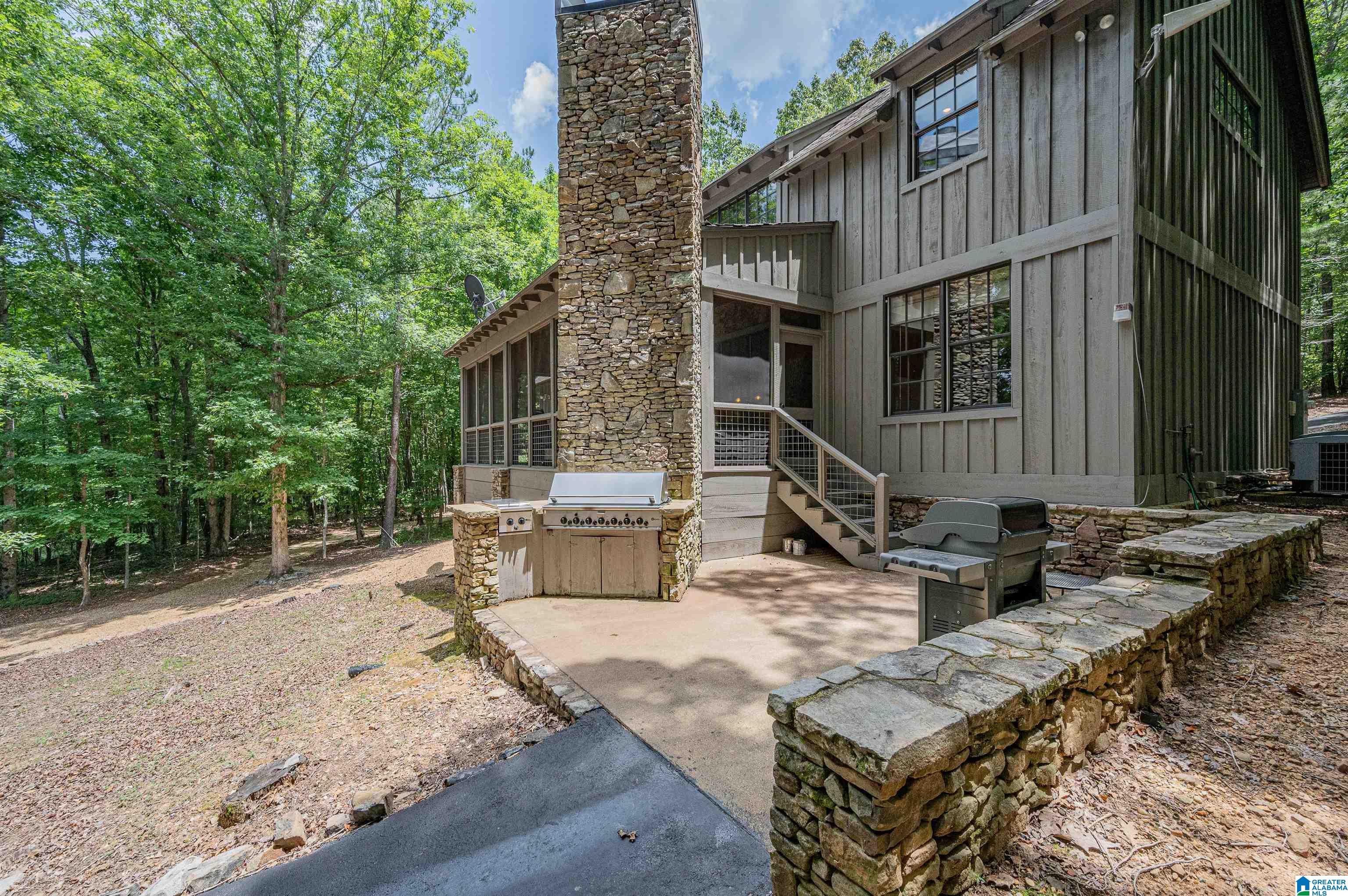 421 Pumpkin Hollow Road Sterrett, AL 35147 - Photo 34 of 49