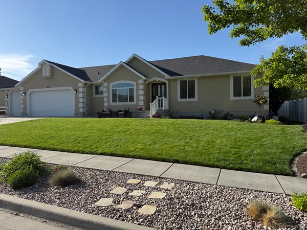 $925,000 | 4032 Red Tail Drive, Riverton, UT 84065