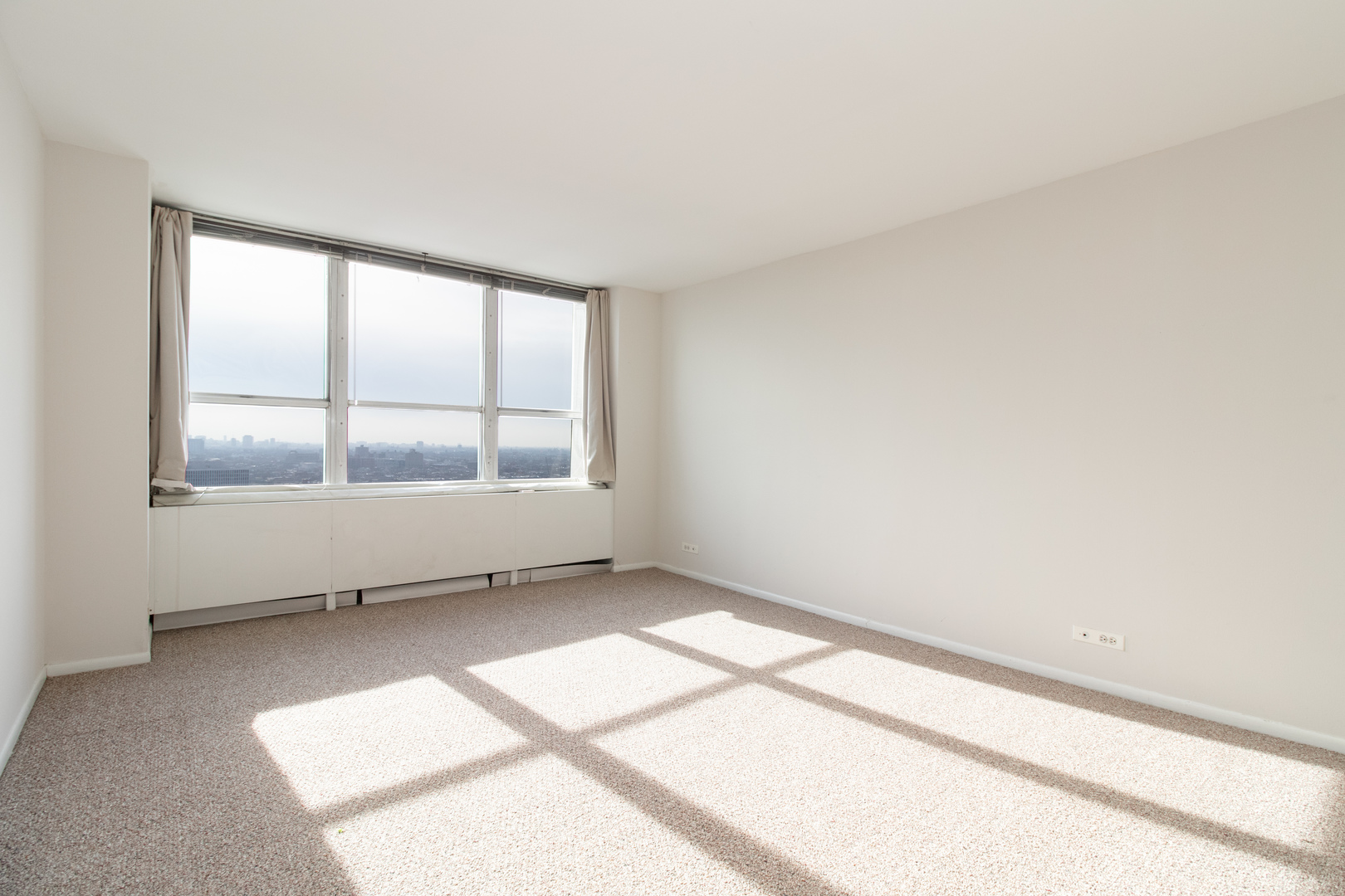 655 West Irving Park Road, Unit 2601 Chicago, IL 60613 - Photo 15 of 25 Gallery Image 15