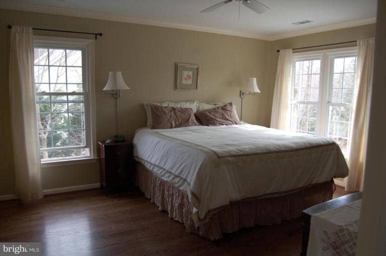 6017 Colchester Road Fairfax, VA 22030 - Photo 23 of 23 Master Bedroom #2
