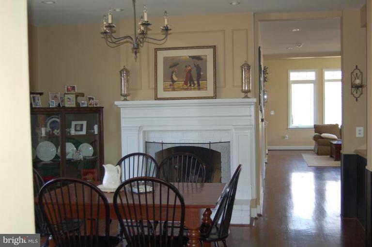 6017 Colchester Road Fairfax, VA 22030 - Photo 8 of 23 Breakfast Area