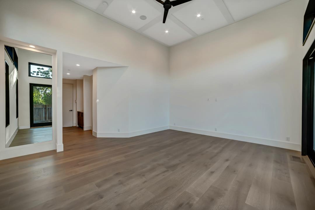 1686 Dalehurst Avenue Los Altos, CA 94024 - Photo 34 of 65 Gallery Image 34