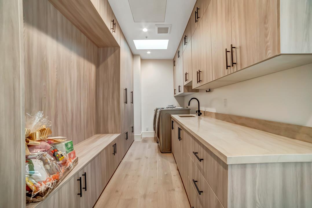 1686 Dalehurst Avenue Los Altos, CA 94024 - Photo 36 of 65 Gallery Image 36