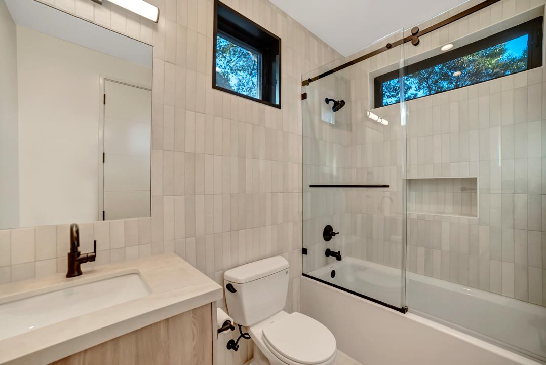 1686 Dalehurst Avenue Los Altos, CA 94024 - Photo 38 of 65 Gallery Image 38