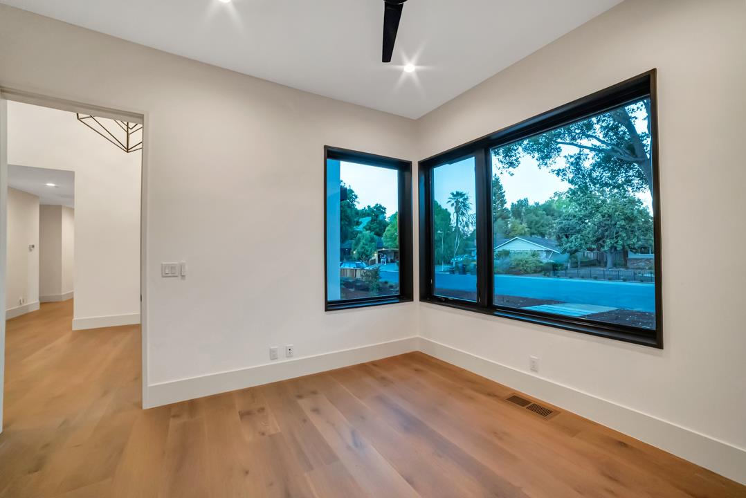 1686 Dalehurst Avenue Los Altos, CA 94024 - Photo 40 of 65 Gallery Image 40