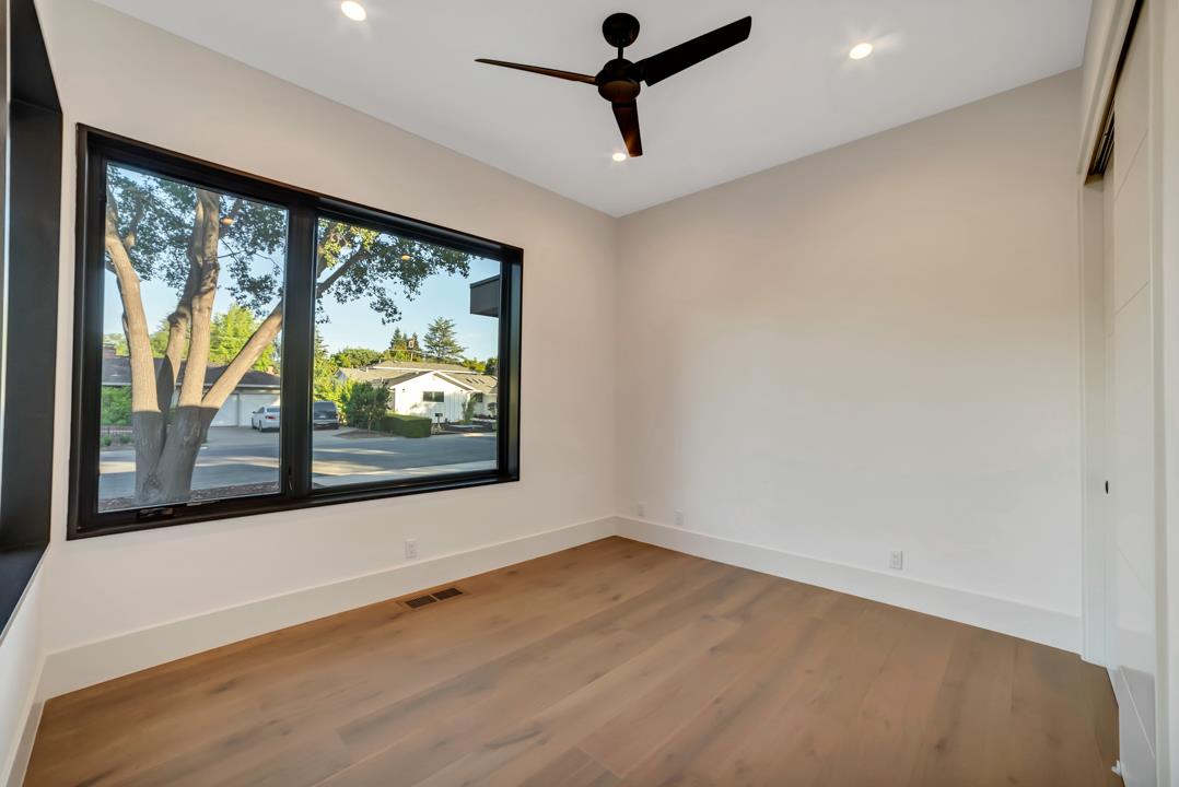 1686 Dalehurst Avenue Los Altos, CA 94024 - Photo 41 of 65 Gallery Image 41